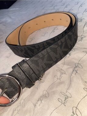 Michael Kors Black Patterned Leather Belt with Silver Circle Buckle